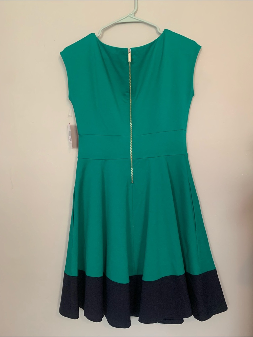 Kate Spade Fiorella Ponte Color Block Fit & Flare Dress Size Small NWT - Picture 2 of 5